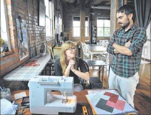 As the housing market peps up, young Atlantans such as Jessie Edens and boyfriend Ben McCrary don’t want to buy. Traditionally, people under 35 make up the largest share of buyers. (Photo by: HYOSUB SHIN)